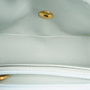 Chanel Vintage Quiltad Mocka Ljusblå Mini Flap-väska