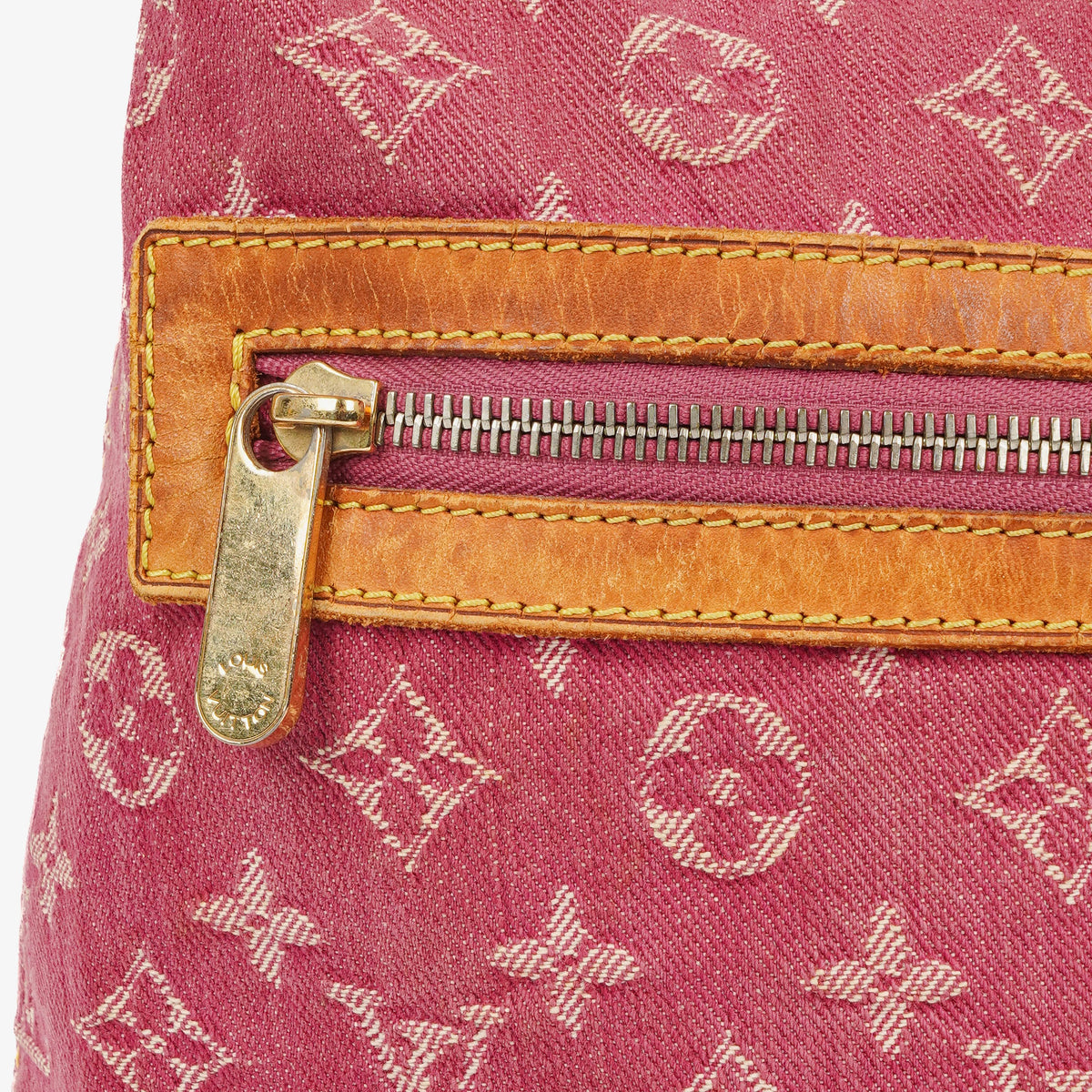 Louis Vuitton Baggy GM Monogram Denim Shoulder Bag