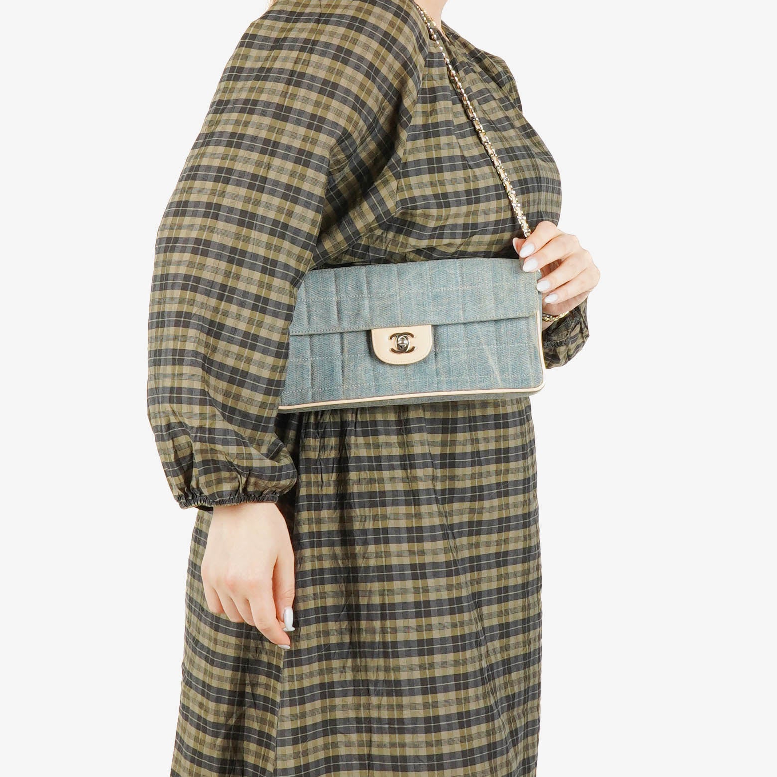 Sac Chanel Blue Denim East West Chocolate Bar