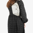 Bolso de cintura Chanel Casual Rock en piel de becerro granulada metálica plateada