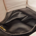 Sac à rabat en plastique blanc moderne Chanel à chaîne froissée vernie