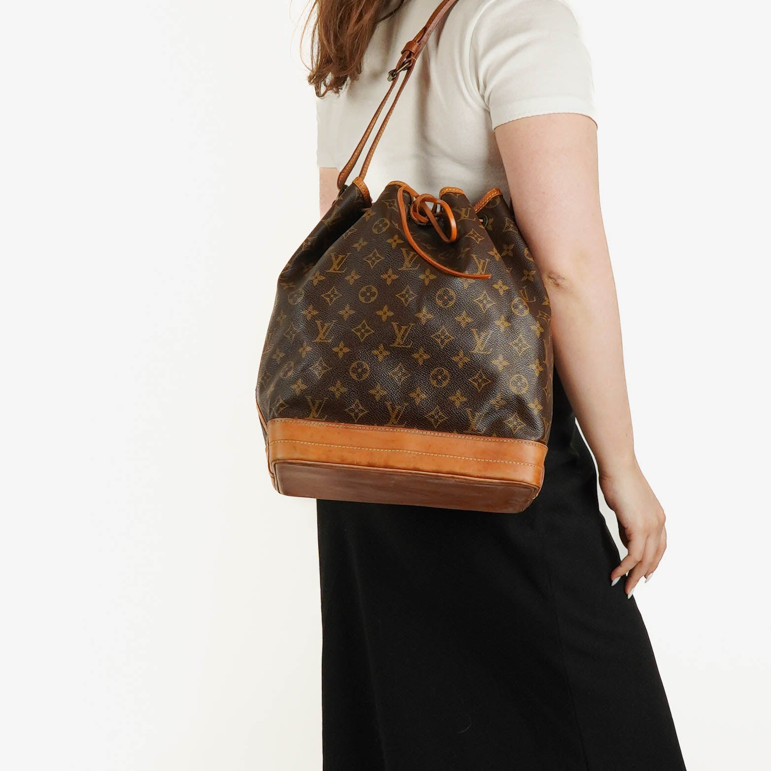 Louis Vuitton Noe GM Monogram Canvas Shoulder Bag