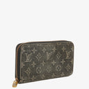 Louis Vuitton Black Monogram Denim Zippy Wallet