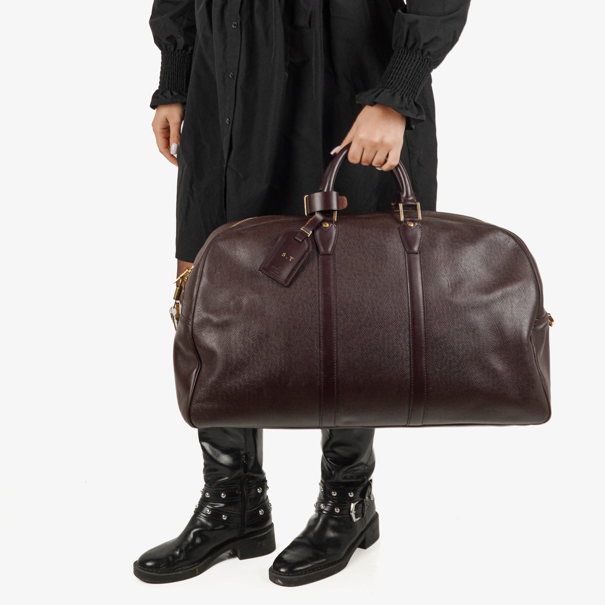 Louis Vuitton Kendall Burgundy Taiga Leather Bag