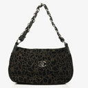 Bolso de Hombro Chanel Camellia en Ante Grabado con Cadena