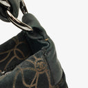Bolso de Hombro Chanel Camellia en Ante Grabado con Cadena