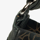 Bolso de Hombro Chanel Camellia en Ante Grabado con Cadena