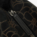 Bolso de Hombro Chanel Camellia en Ante Grabado con Cadena