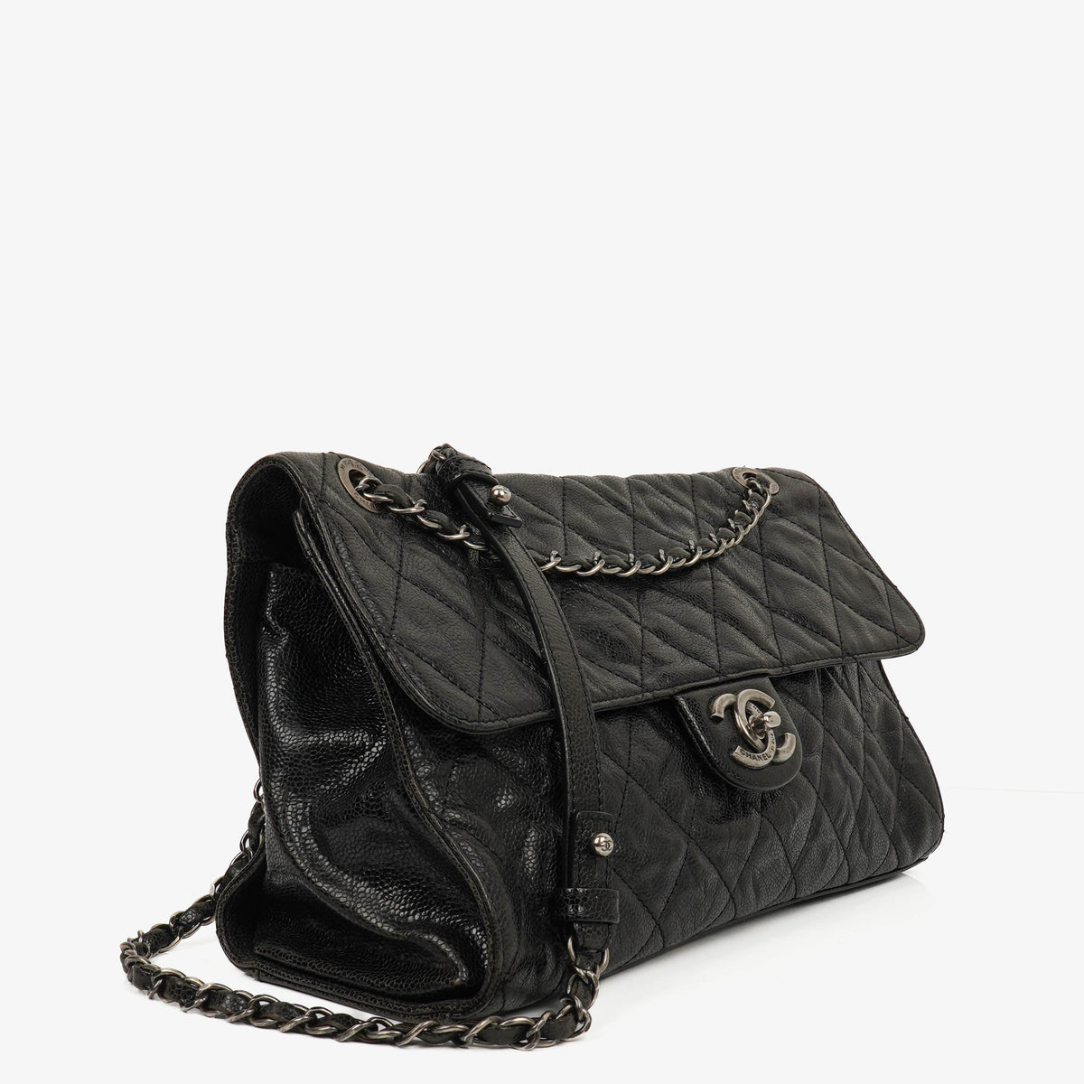 Chanel Black Quilted Crumpled Grained Calfskin Jumbo CC Crave Flap Bag