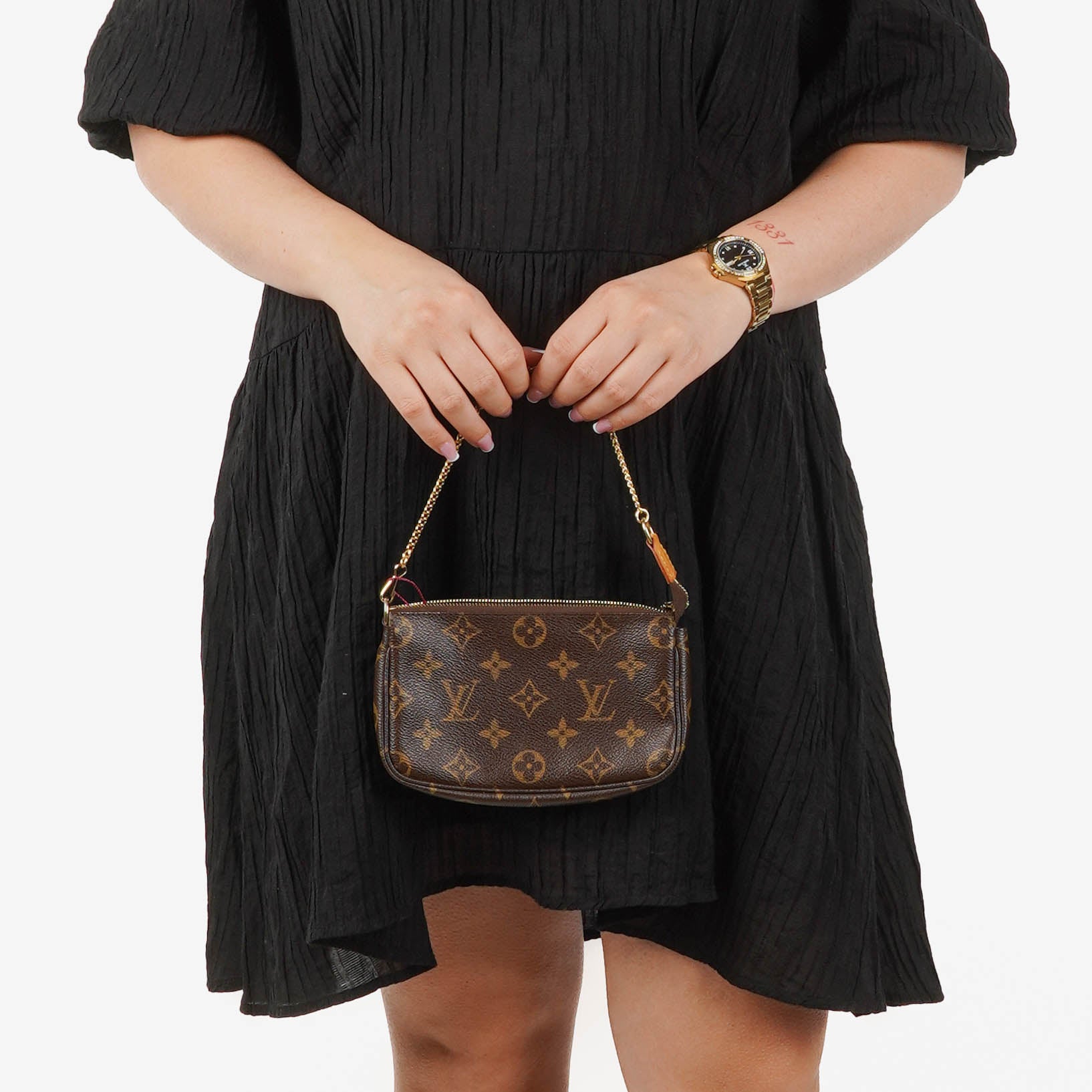 Louis Vuitton Mini Pochette Accessoires Monogram Canvas Clutch Handbag