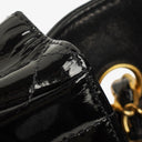 Chanel Single Flap-väska Svart Quiltad Lackläder med 24K Guldpläterade Metallbeslag