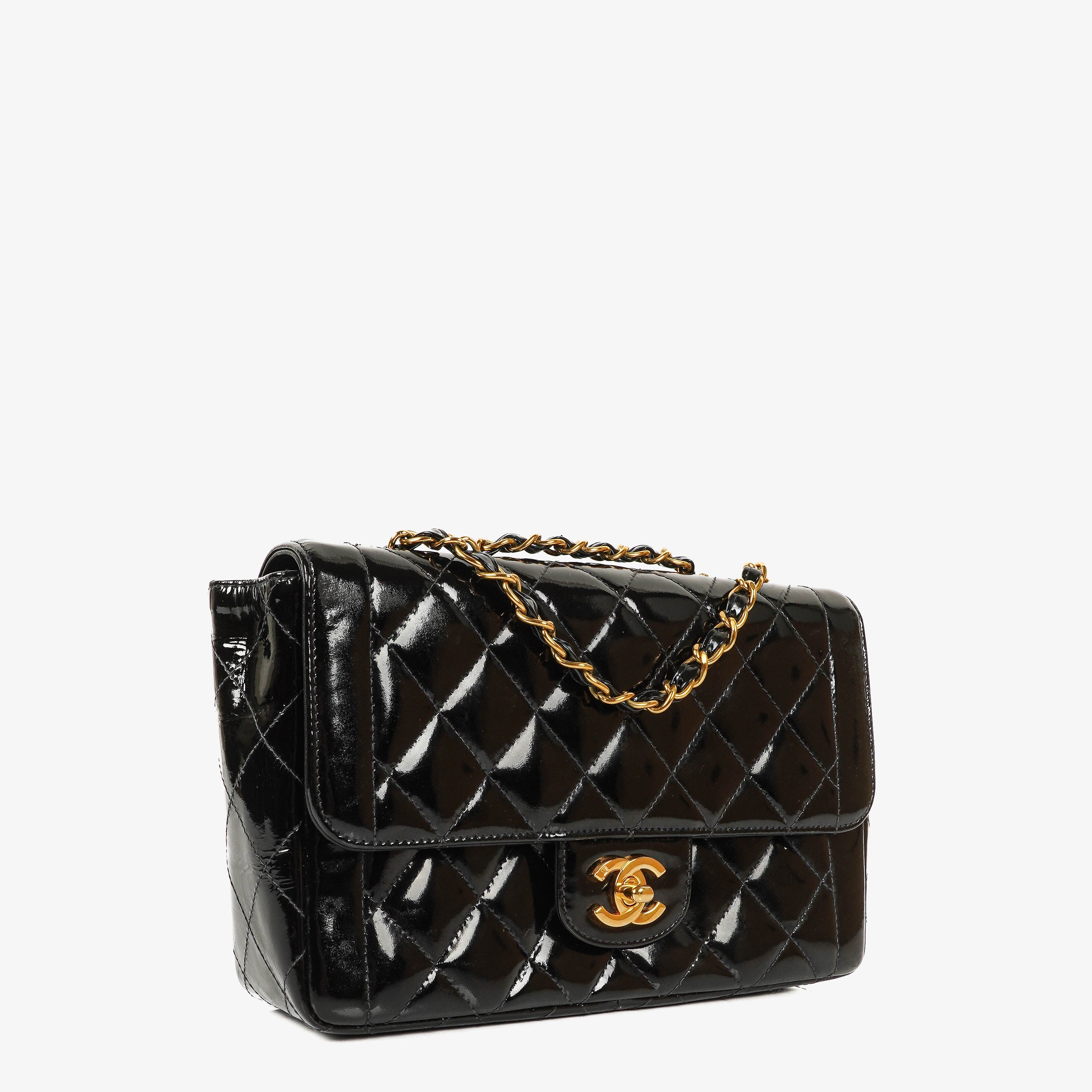 Chanel Single Flap Tasche Schwarz Stepp-Lackleder mit 24K vergoldeten Beschlägen