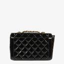 Chanel Single Flap-väska Svart Quiltad Lackläder med 24K Guldpläterade Metallbeslag