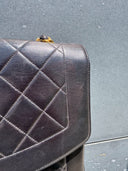 Bolso de solapa grande Diana vintage negro con herrajes chapados en oro 24K Chanel
