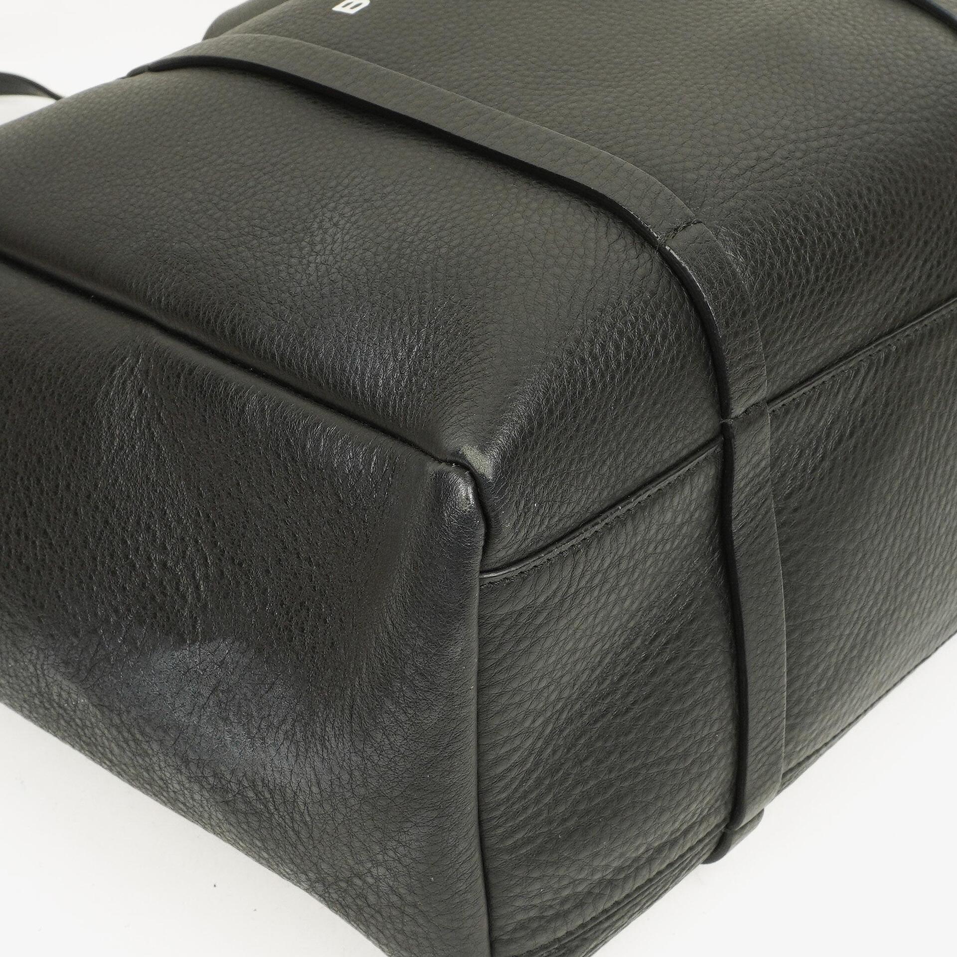 Balenciaga Black Pebbled Calfskin Medium Everyday Tote Bag