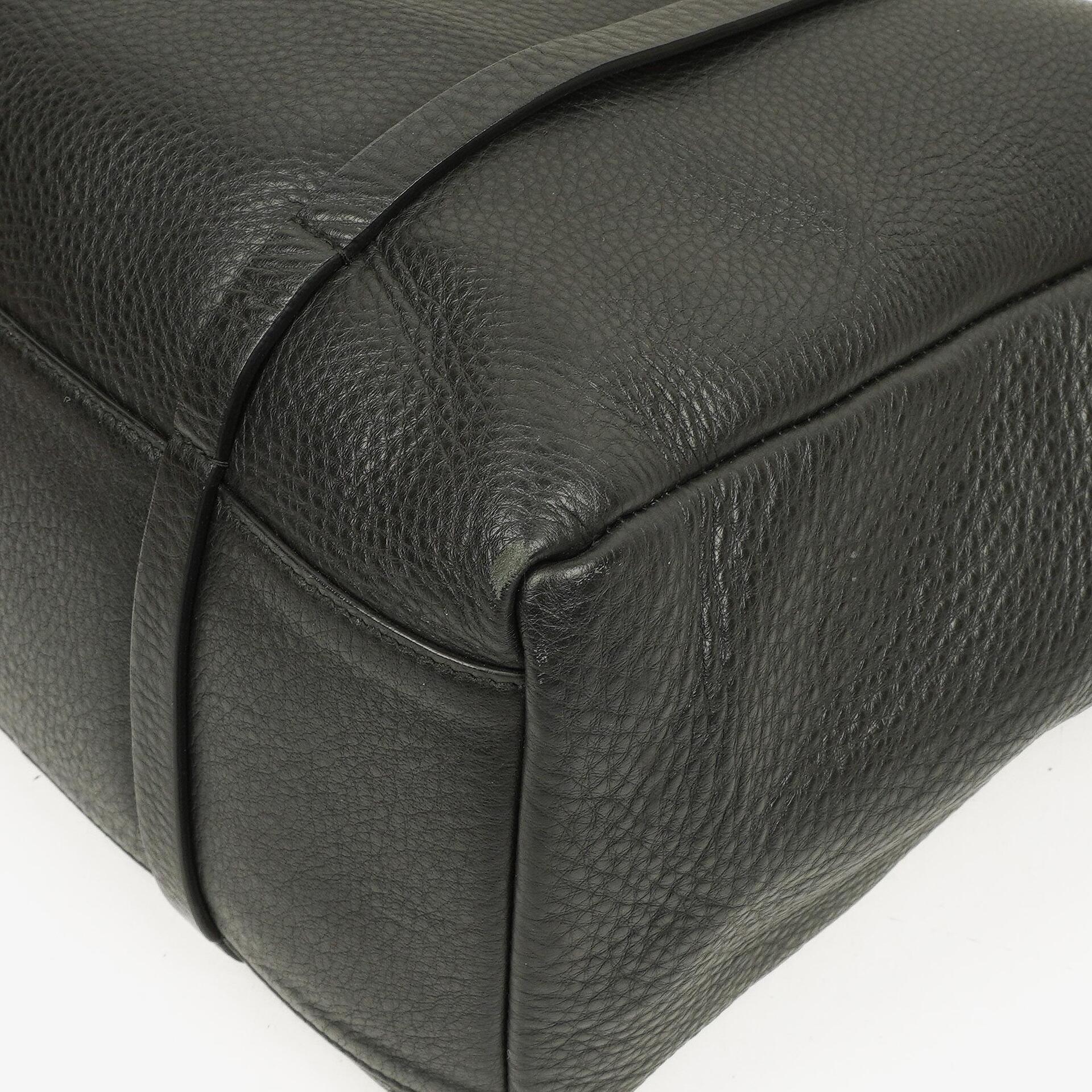 Balenciaga Black Pebbled Calfskin Medium Everyday Tote Bag
