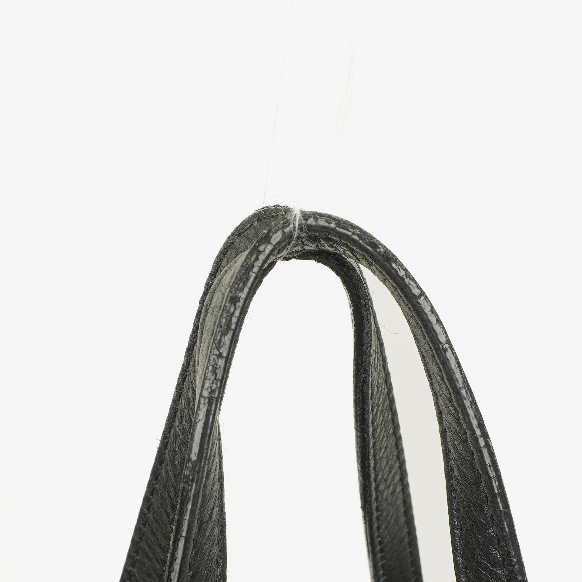Balenciaga Black Pebbled Calfskin Medium Everyday Tote Bag