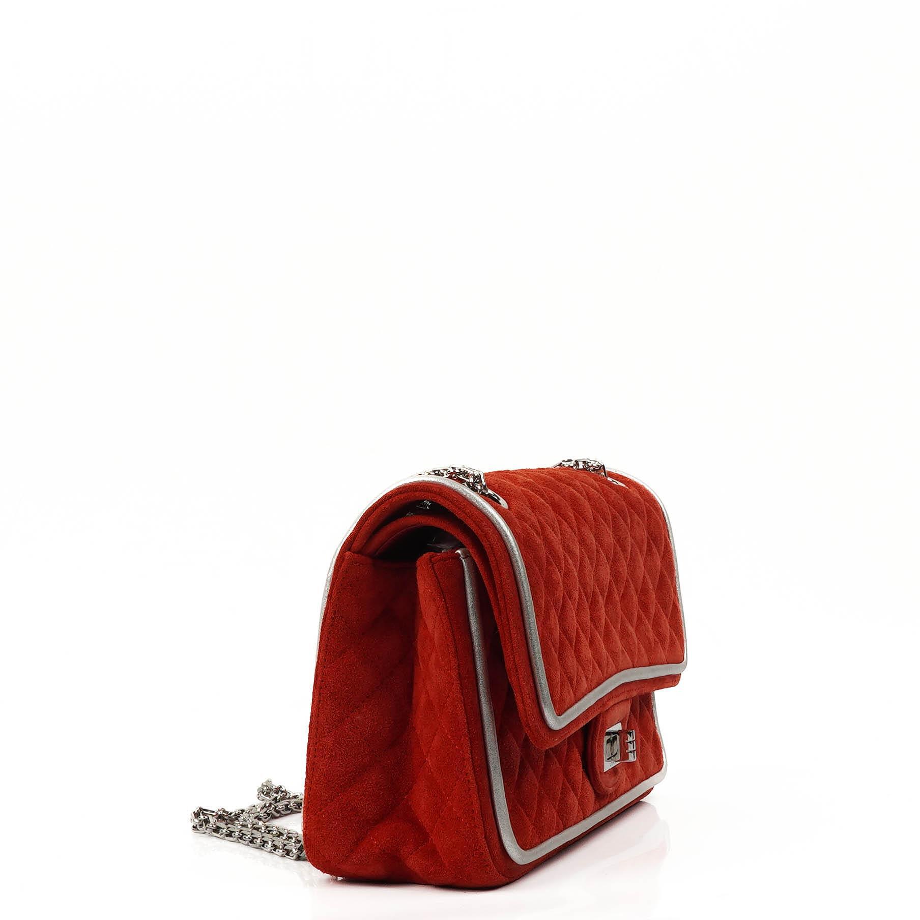 Chanel 2.55 Reissue Medium Double Flap Tasche in rotem Wildleder und silbernem Leder