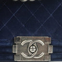 Chanel Kleine Boy Flap Tasche Blauer Samt Ruthenium Hardware