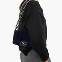 Chanel Kleine Boy Flap Tasche Blauer Samt Ruthenium Hardware