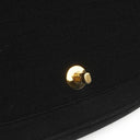 Sac à rabat demi-lune Chanel en jersey matelassé noir avec ferrures plaquées or 24K