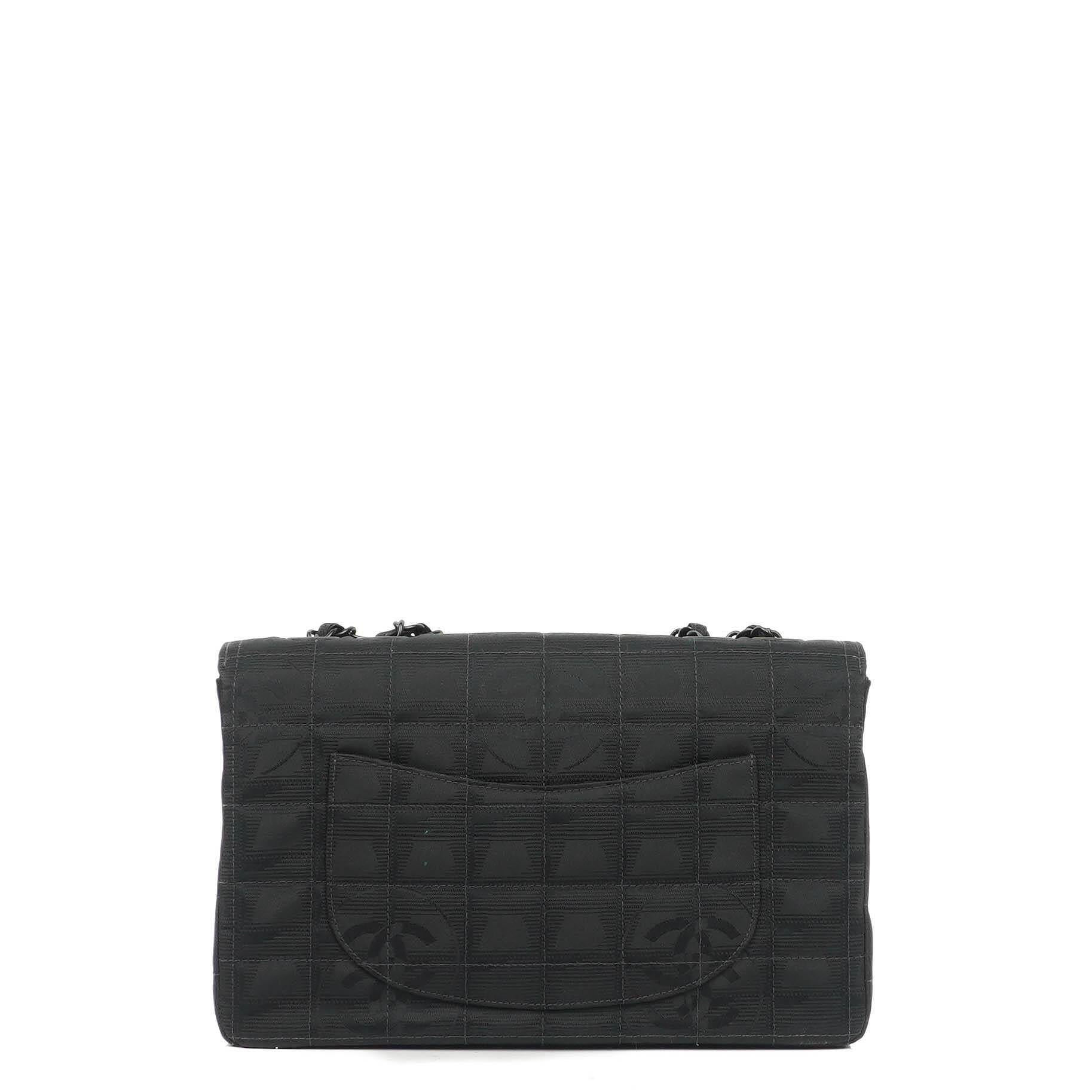 chanel-nylon-travel-line-