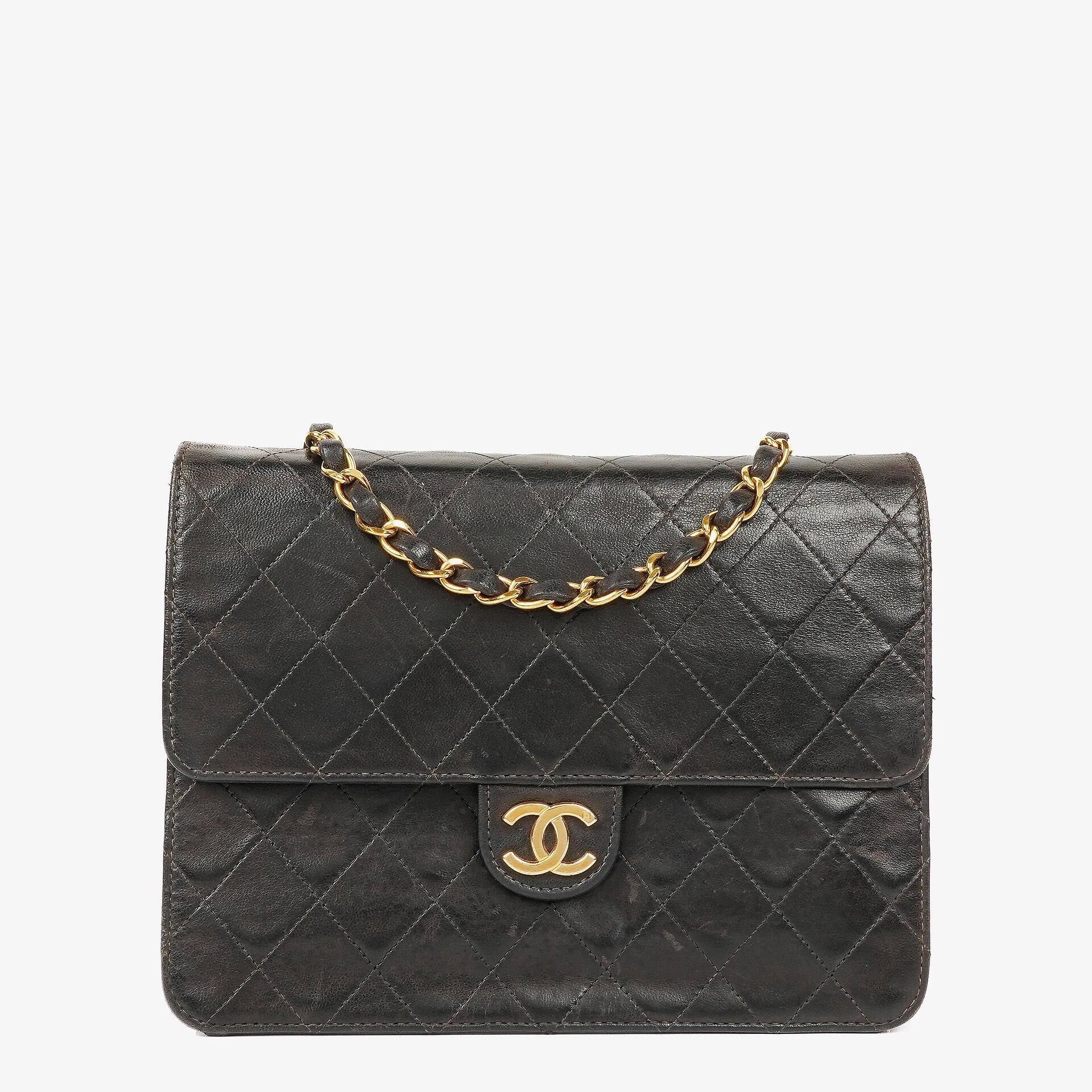 Pre-Owned Chanel Black Travel Line Chocolate Bar Single Flap Bag
