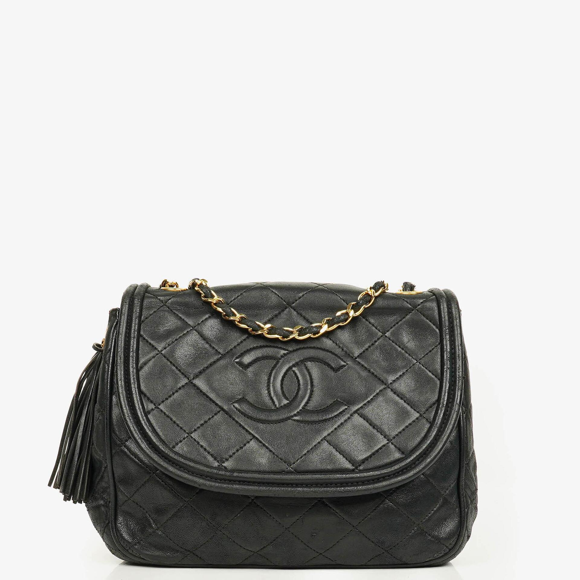 Chanel Vintage CC Diamond Black Quilted Lambskin Tassel Bag