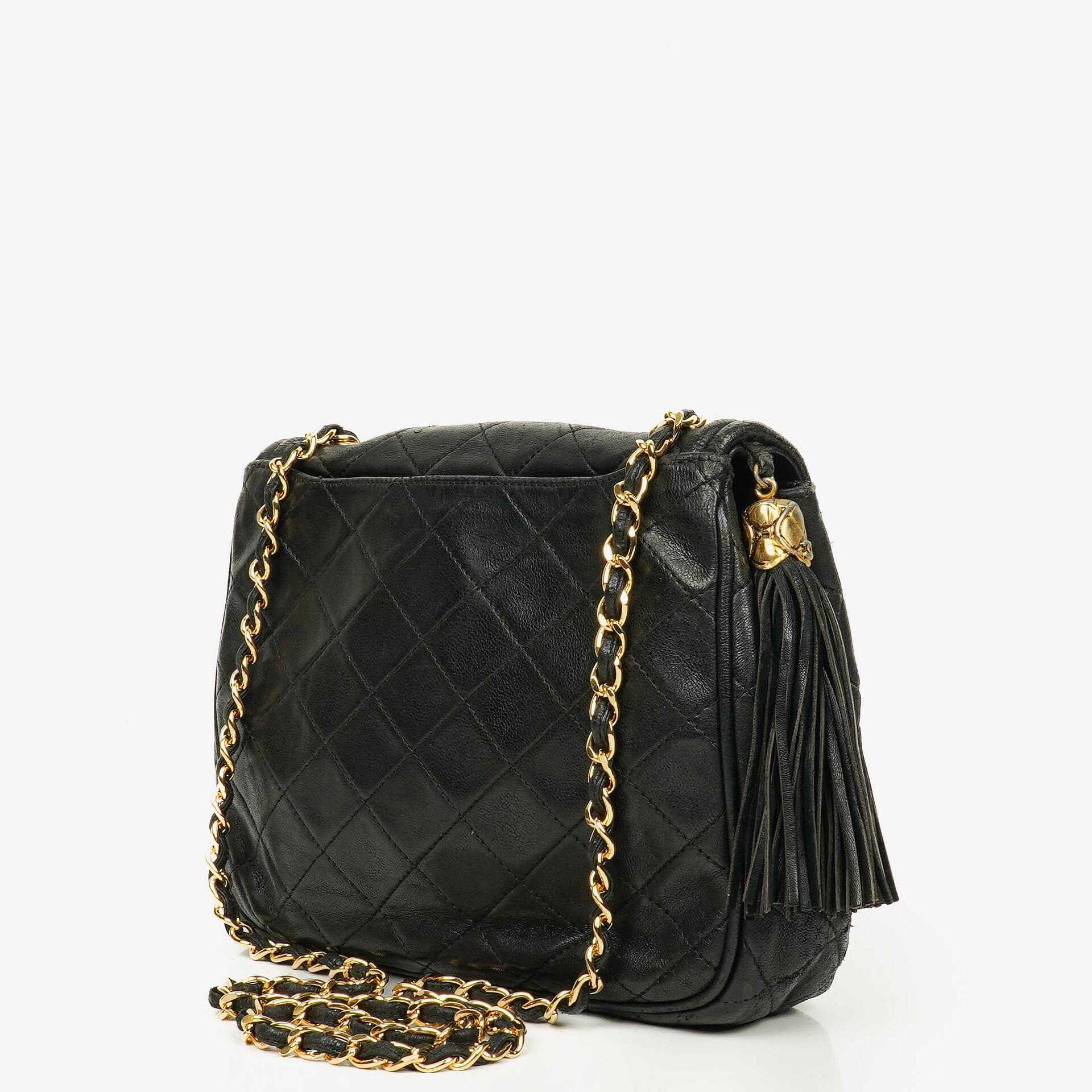 Chanel Vintage CC Diamond Black Quilted Lambskin Tassel Bag