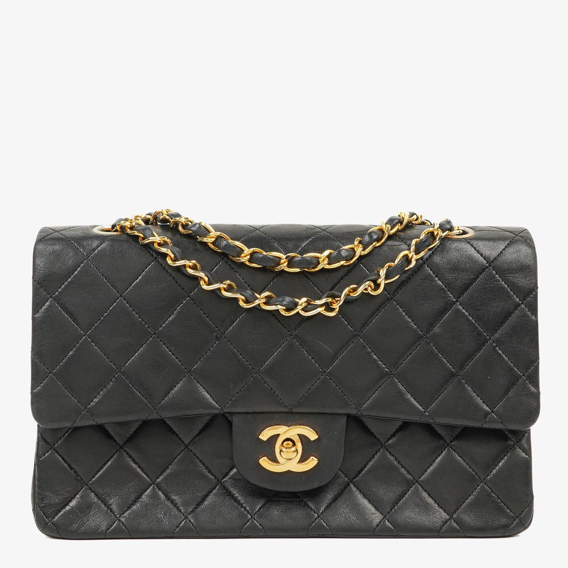 Chanel Vintage Medium Classic Double Flap Bag Black Quilted Lambskin 24K Gold-Plated Hardware
