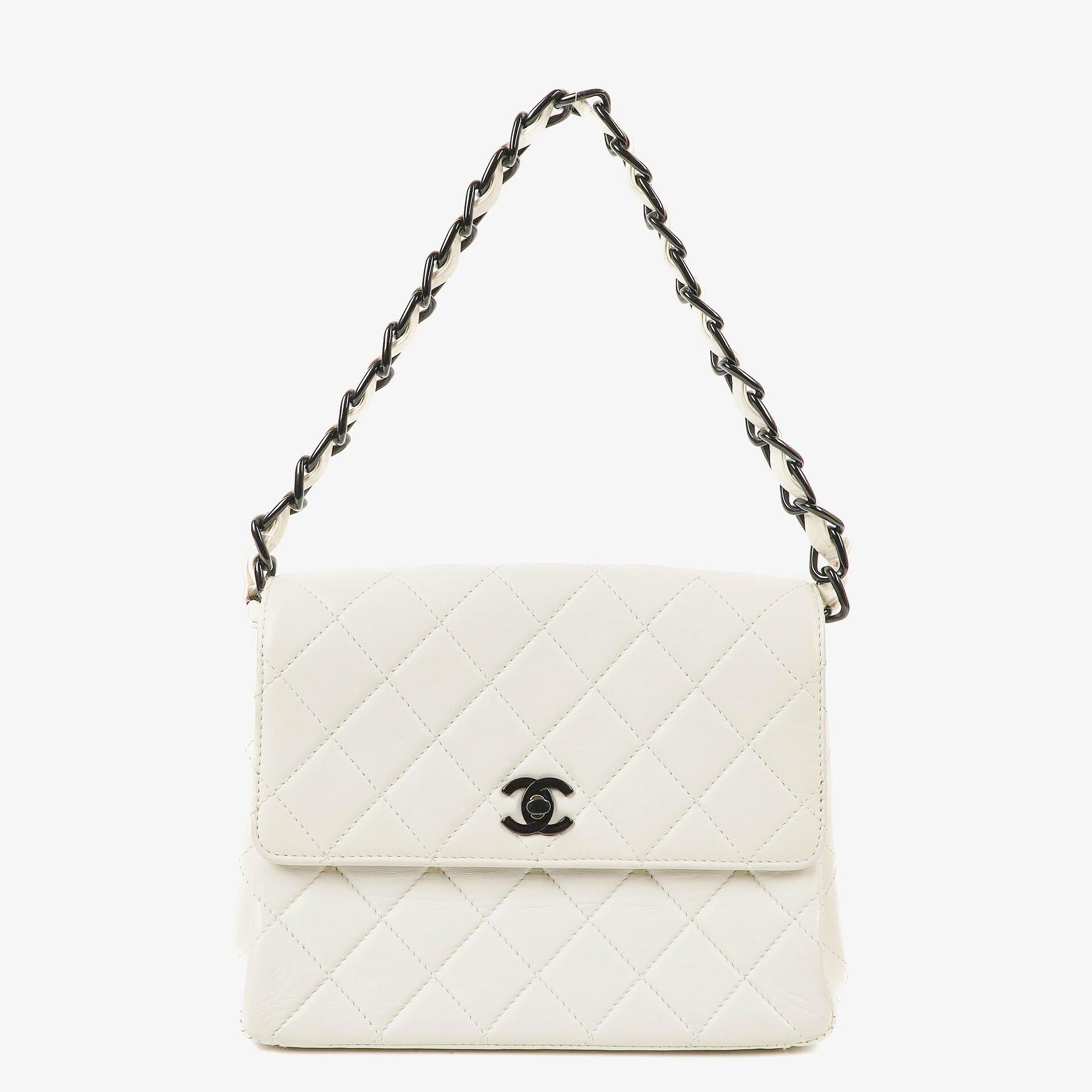 Chanel White Quilted Lambskin Plastic Hardware Shouder Bag