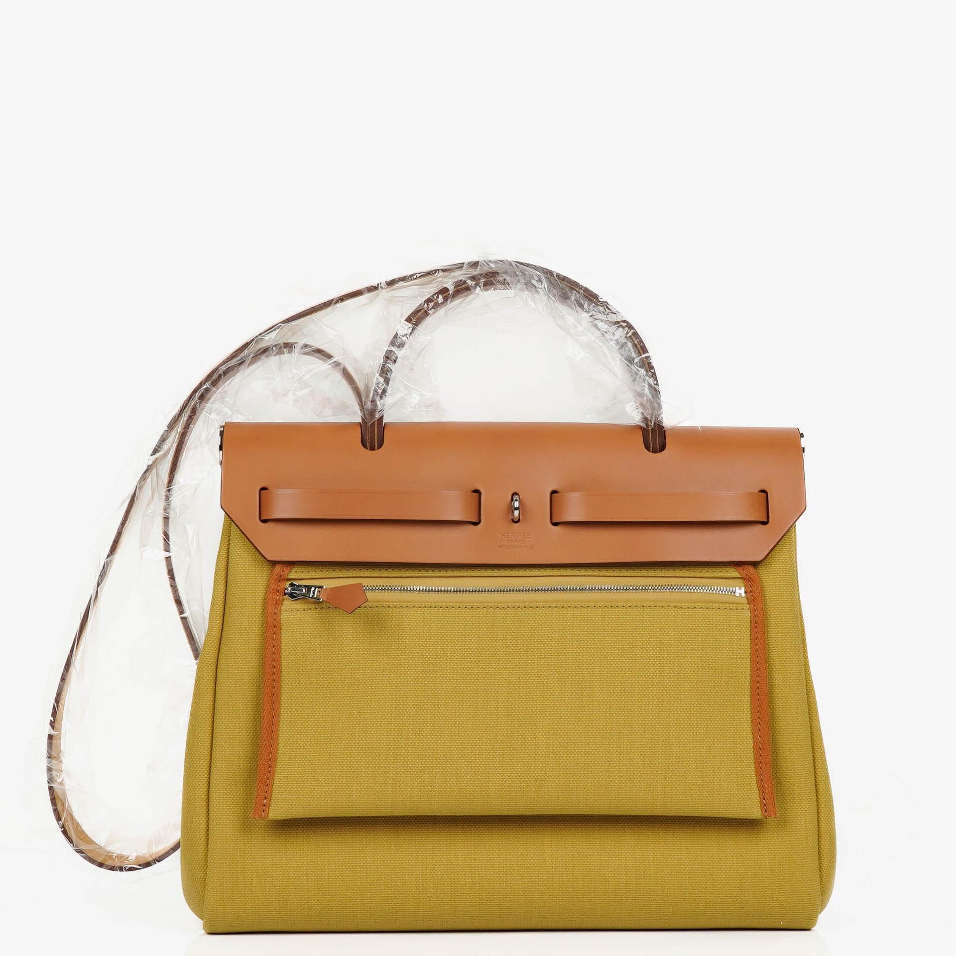 Hermes Herbag 31 Zip Retourne PM Vache Hunter Military Toile Ginger Naturel