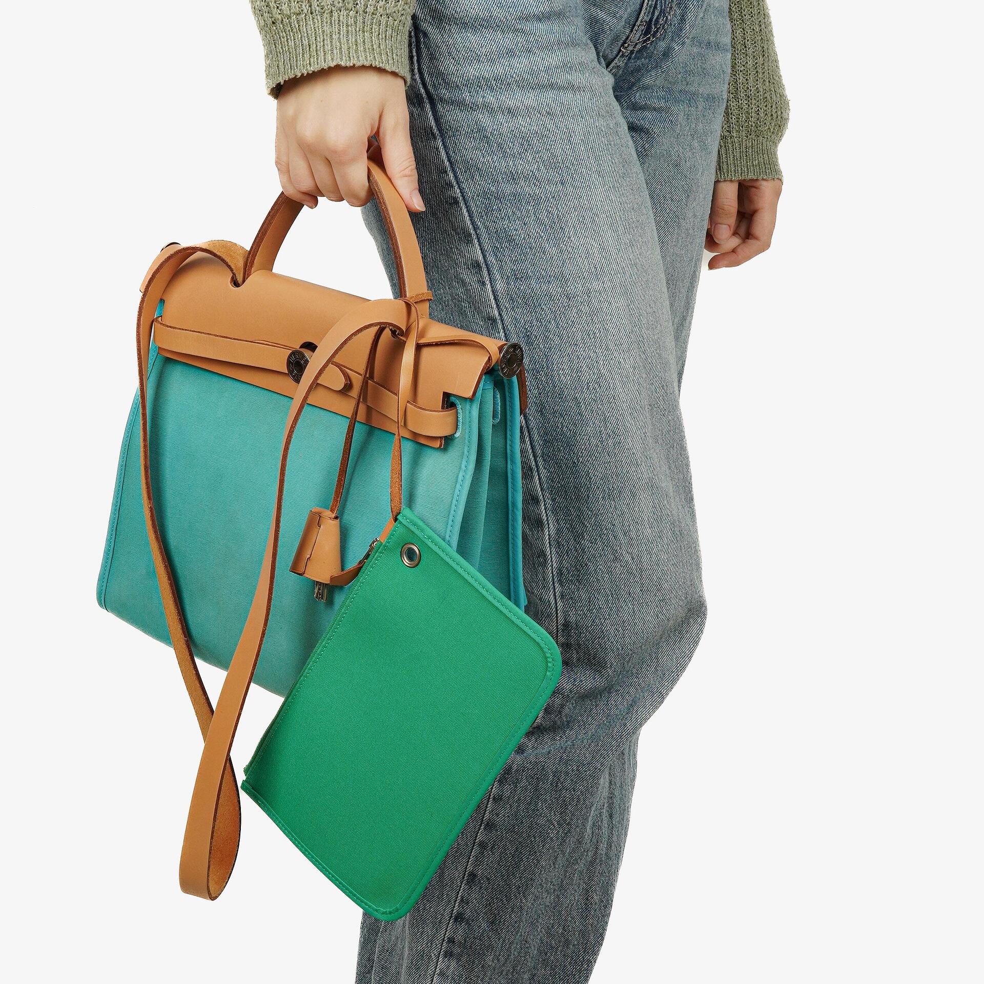 Hermes Herbag Zip 31 PM Bleu Saphir Vache Hunter Bleu Azteque Menthe