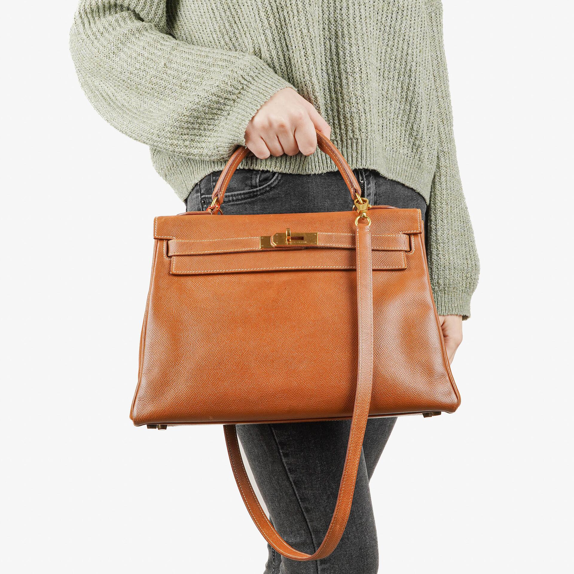 Hermes Kelly 32 Retourne Gold Courchevel Gold Hardware, 1992