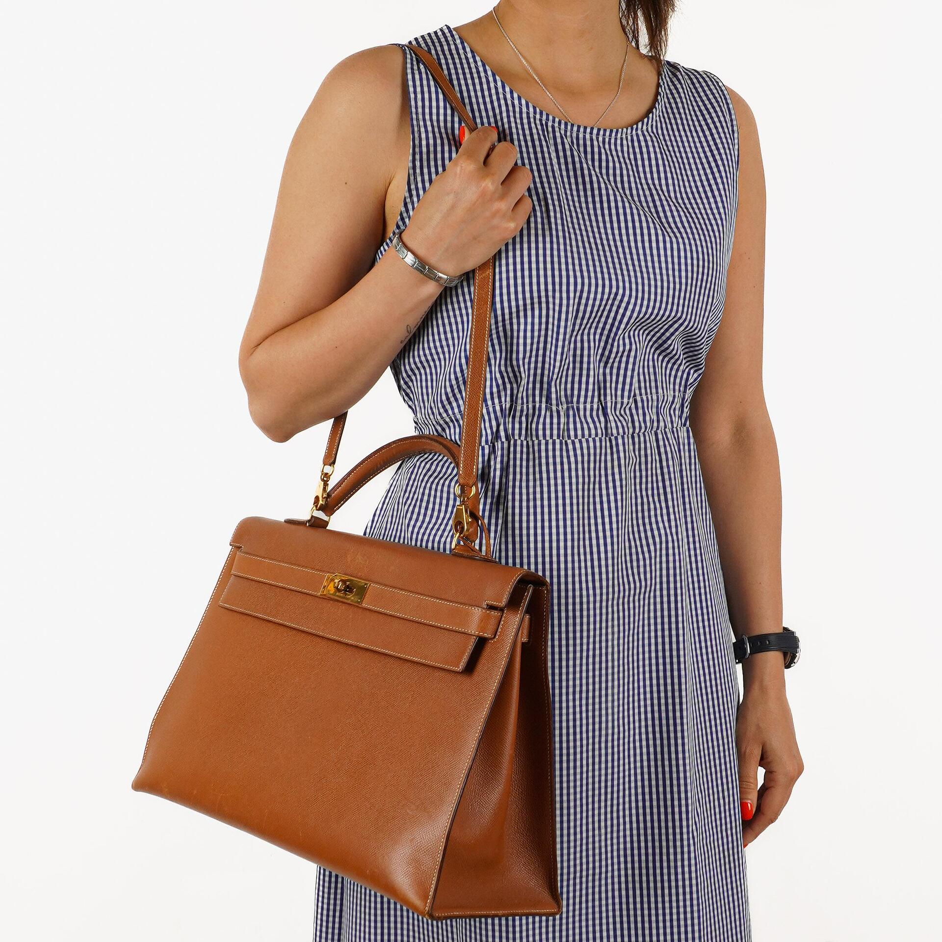 Hermes Kelly 40 Vintage Sellier Gold Courchevel With Gold Hardware