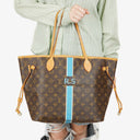 Louis Vuitton Neverfull MM Tote Bag in Monogram Canvas