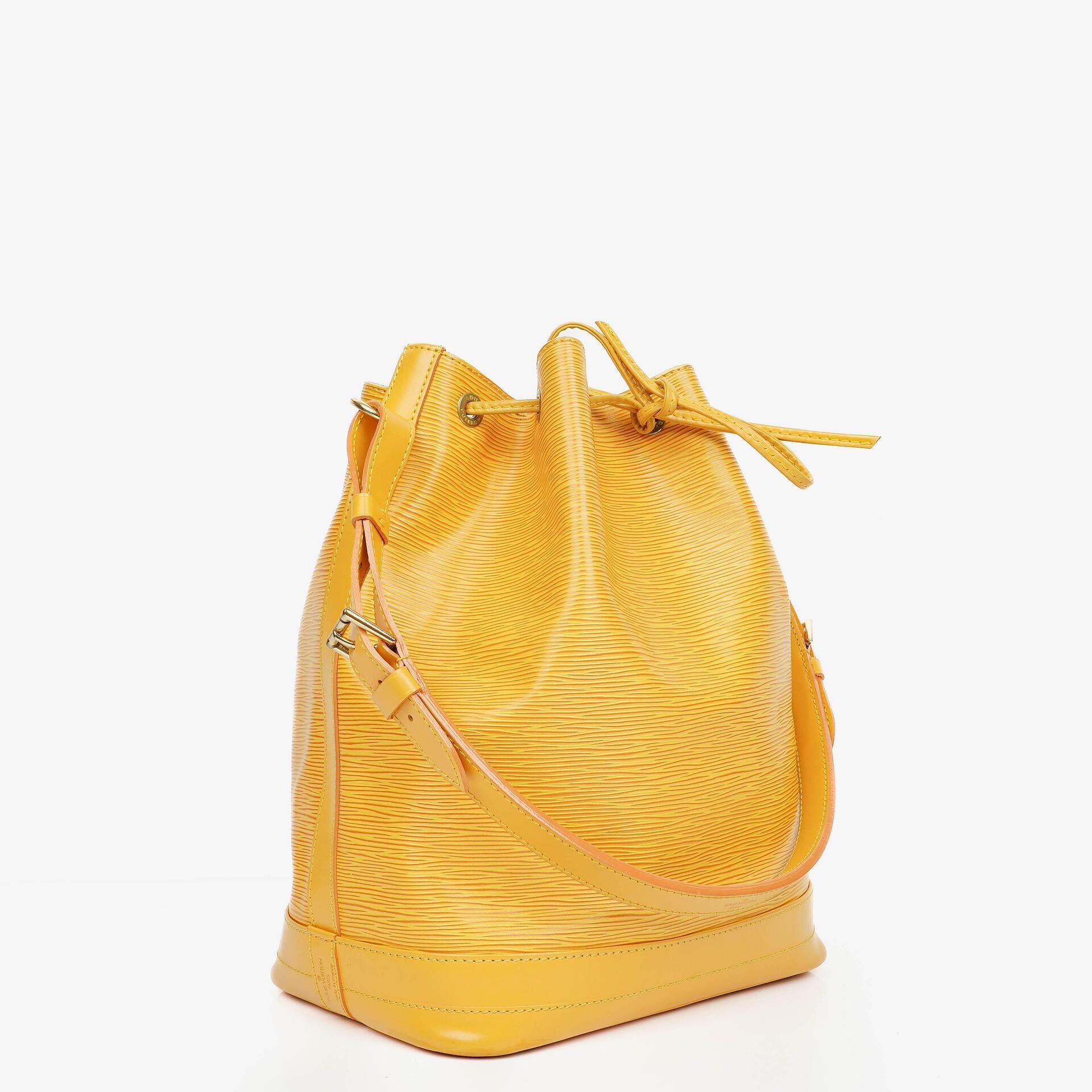 Louis Vuitton Noe GM Yellow EPI Leather Shoulder Bag
