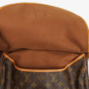 Louis Vuitton Saumur 30 Monogram Canvas Crossbody Bag