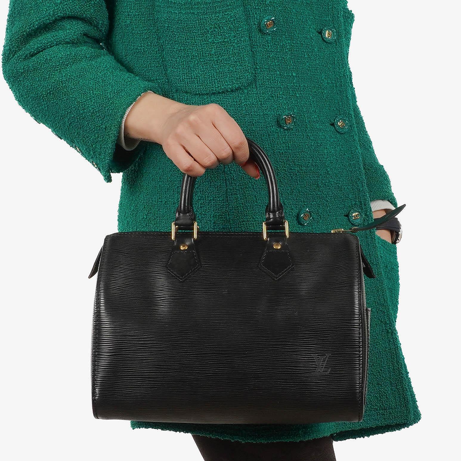 Louis Vuitton Speedy 25 Black EPI Leather Handbag