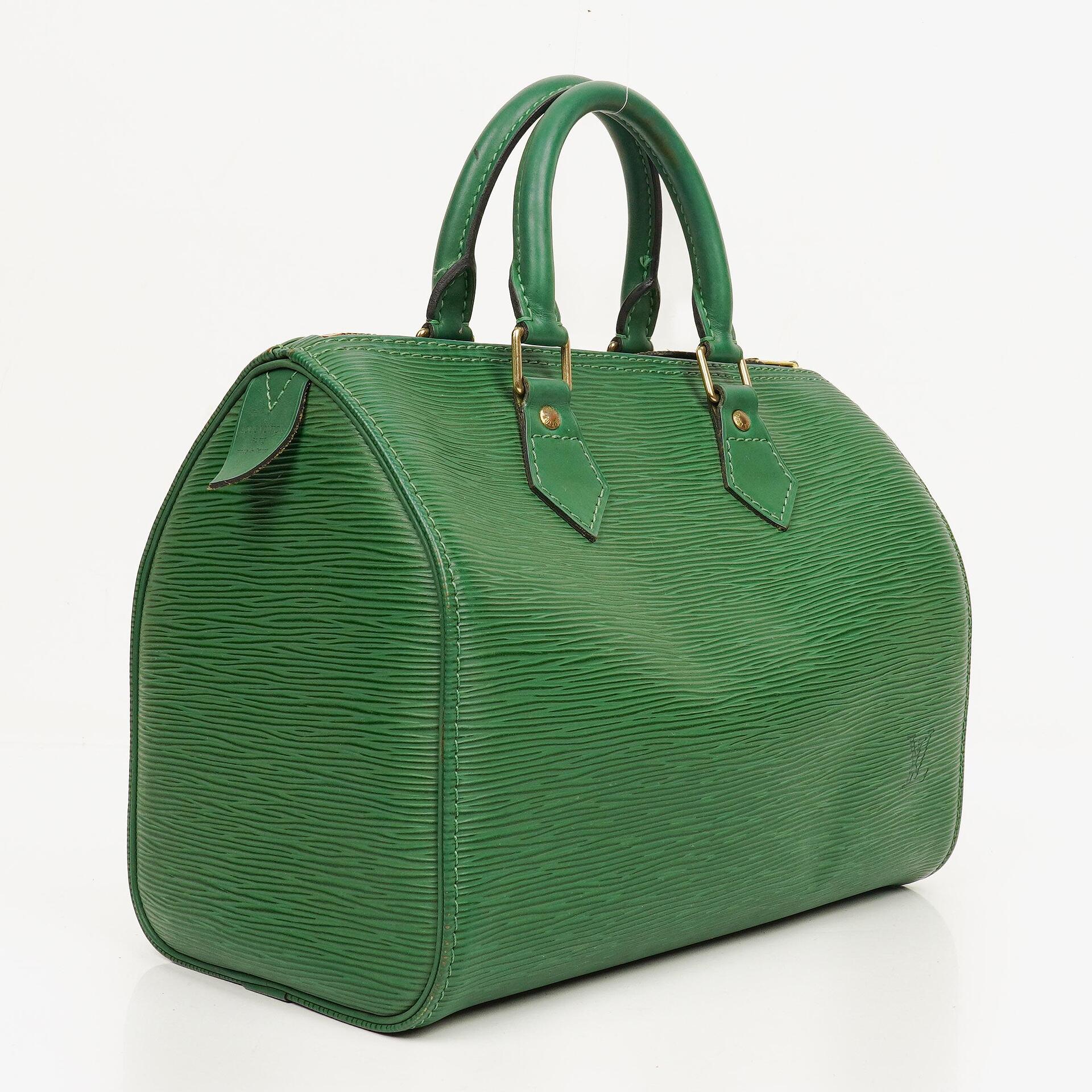 Louis Vuitton Speedy 25 Green EPI Leather Handbag