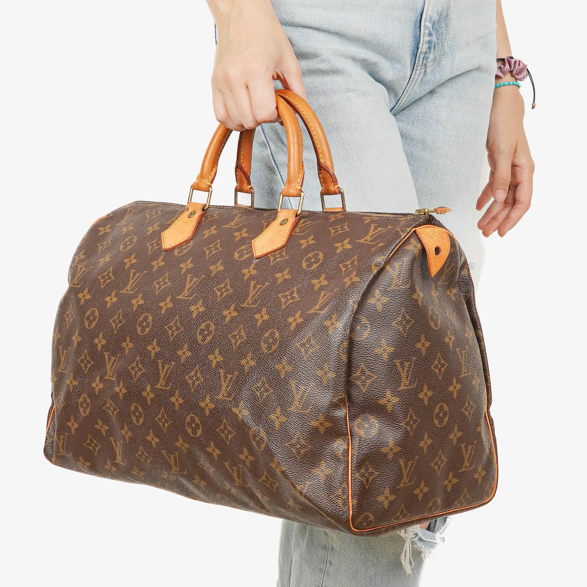 Louis Vuitton Speedy 40 Monogram Canvas Bag