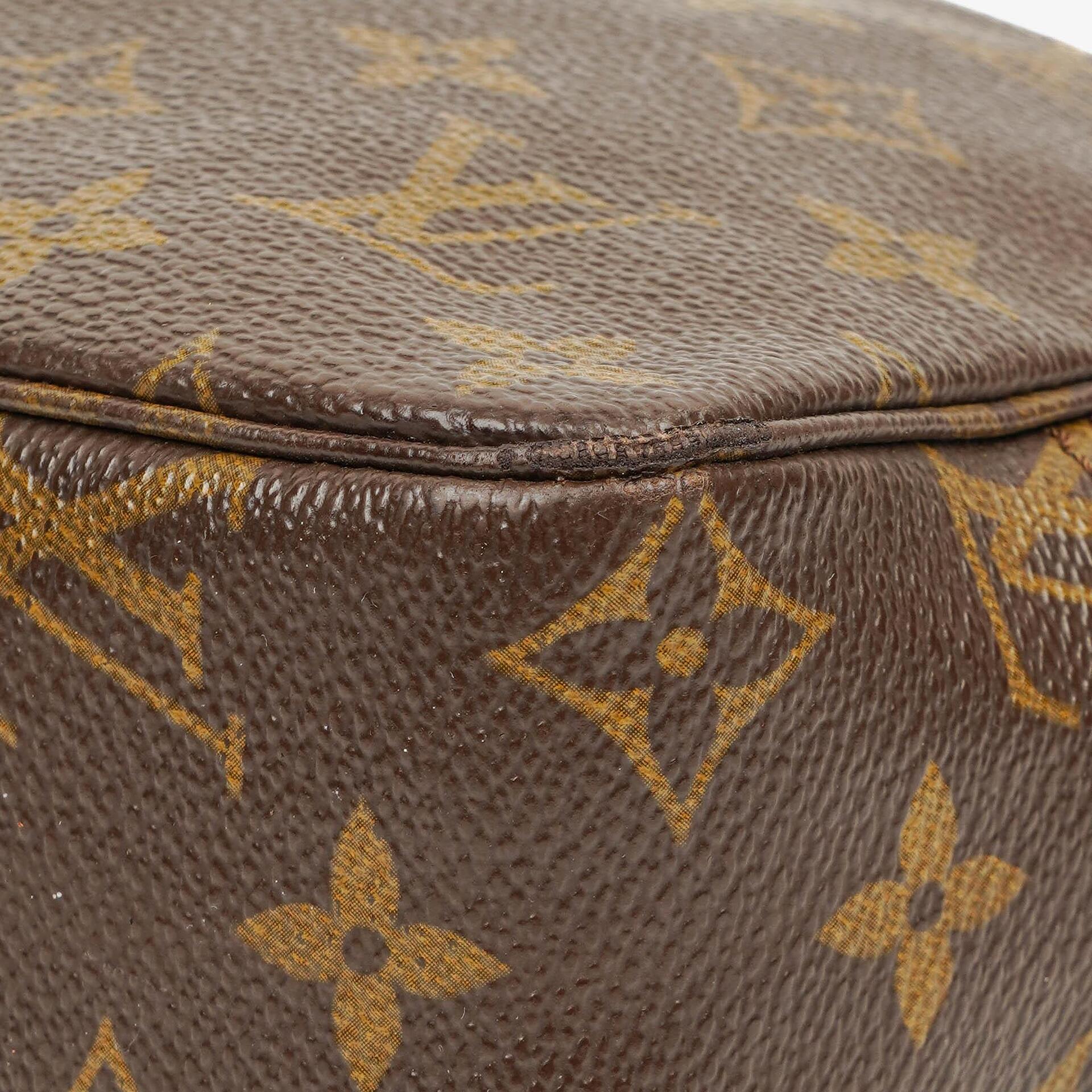 Louis Vuitton Trousse Toilette 23 Monogram Canvas Cosmetic Bag