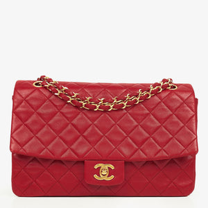 Sac Classique Vintage Chanel Simple Rabat en Agneau Matelassé Rouge avec Ferrures Plaquées Or 24K
